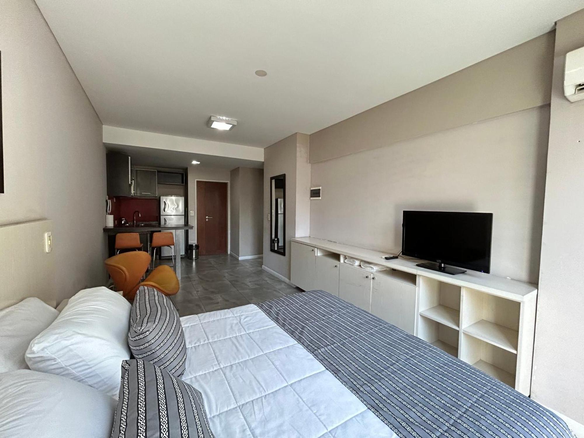 We Sleep Arenales Apartment Buenos Aires Bagian luar foto