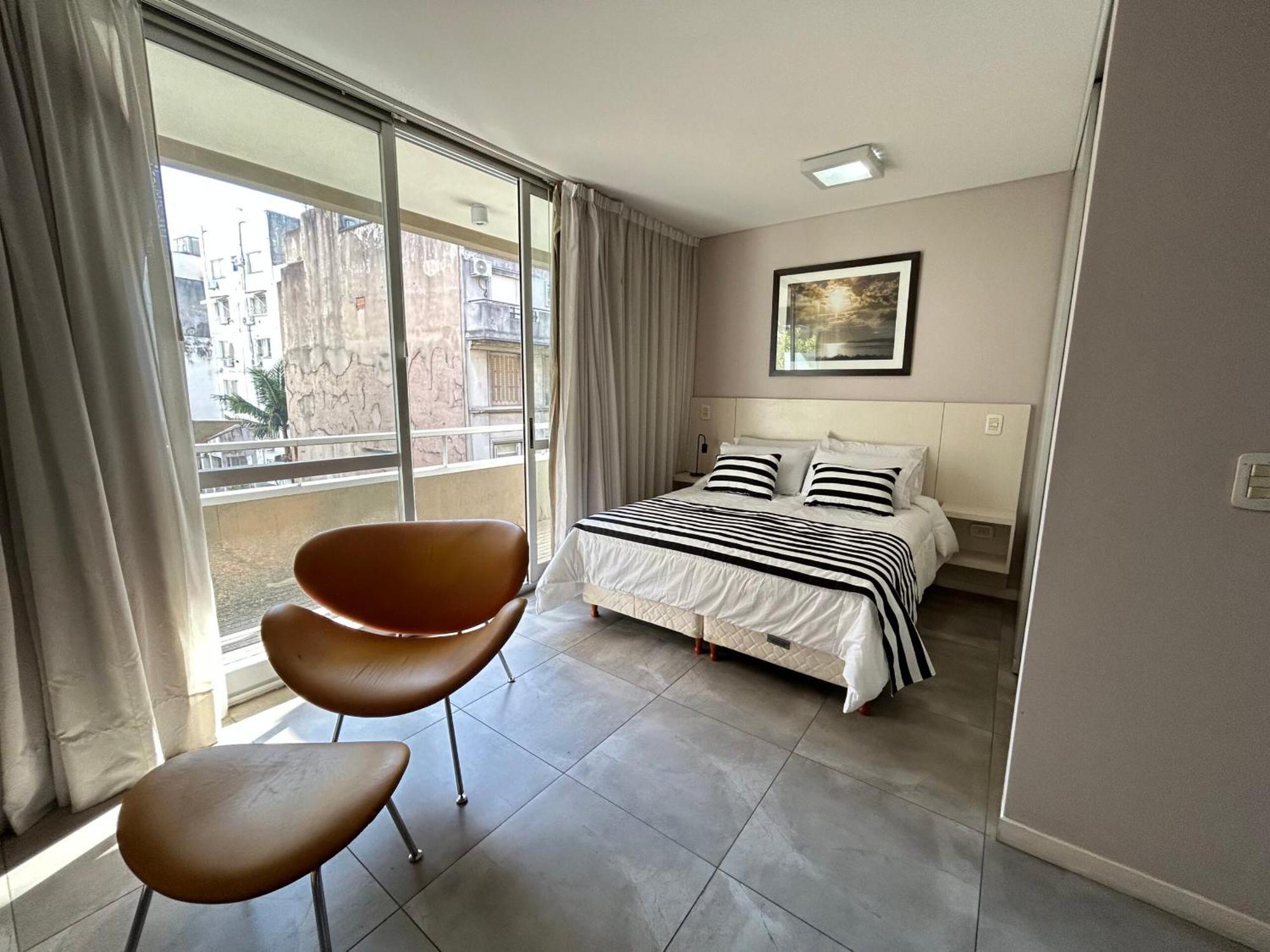 We Sleep Arenales Apartment Buenos Aires Bagian luar foto