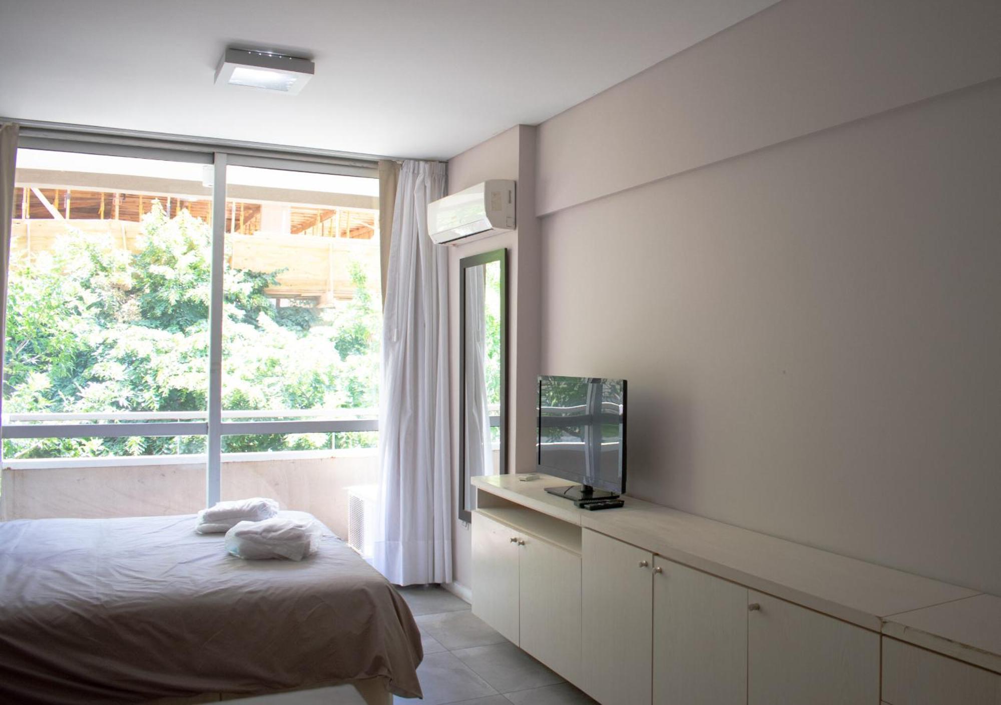 We Sleep Arenales Apartment Buenos Aires Bagian luar foto