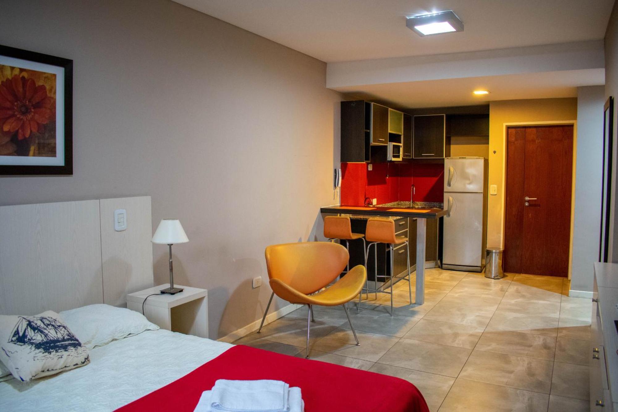 We Sleep Arenales Apartment Buenos Aires Bagian luar foto